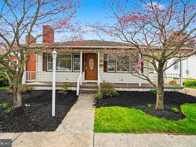 Property at 210 W Chestnut St, Cleona, PA