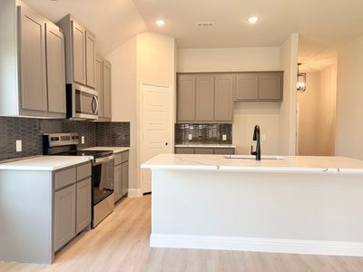 1961 Daybreak Dr