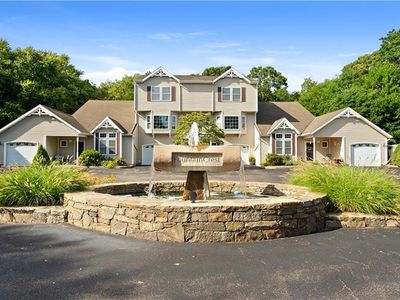 50 Fountain Dr