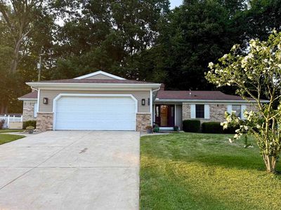 2038 Carisbrook Dr