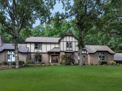 301 Valley Club Cir