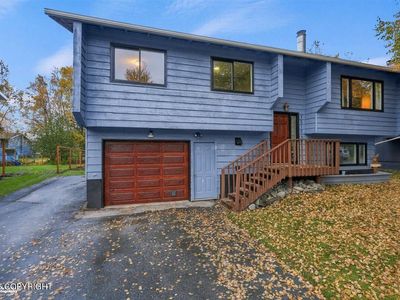7010 Burlwood Dr
