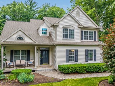 44 Willowbrook Terrace