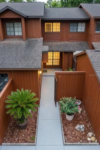 900 SW 62nd Blvd APT B6