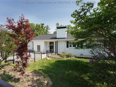 1575 Pine Hill Rd