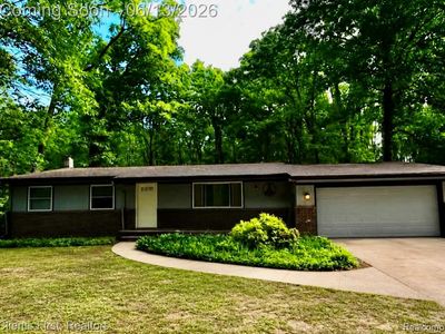 5844 Crandall Rd