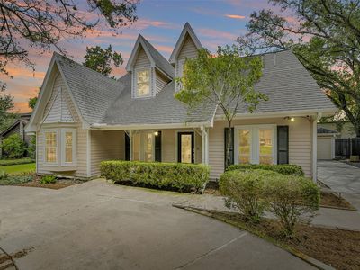 9143 Penn Manor Ct