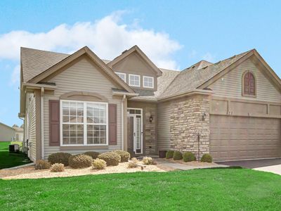 825 Grand Haven Way