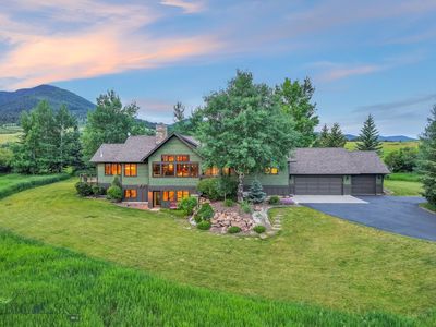 2594 Star Ridge Rd