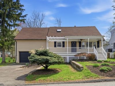 Property at 54 Richwood Pl, Denville, NJ