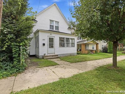 350 Page St NE