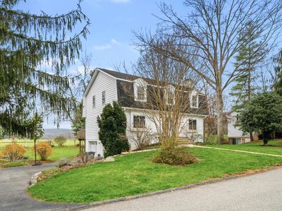 2705 Mount Vernon Ln