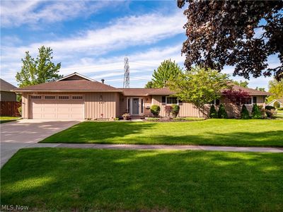 Property at 609 Wyleswood Dr, Berea, OH