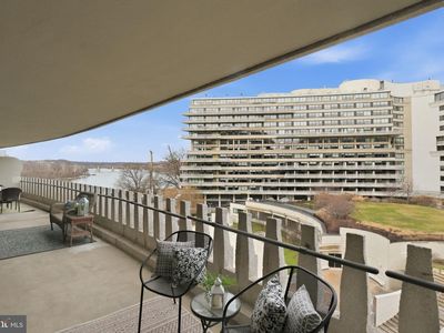 700 New Hampshire Ave NW #609