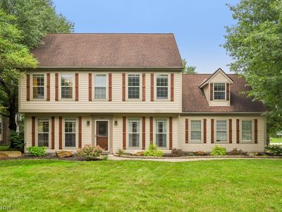 Property at 280 S Pine Ct, Aurora, OH