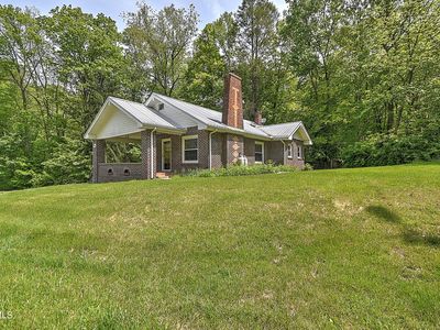 275 Tiger Creek Rd