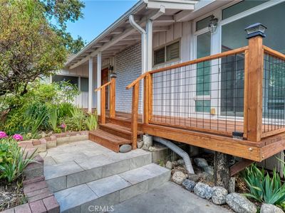 2637 Lakeshore Blvd