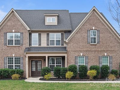 1013 Simmon Tree Ct
