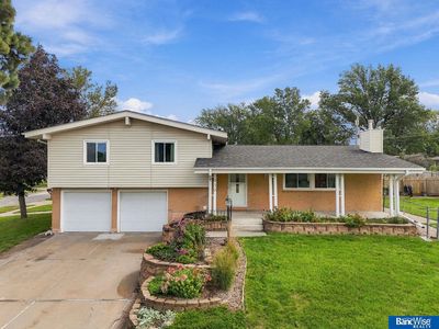 930 E Sanborn Dr