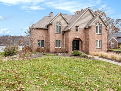 10436 Kings Point Dr