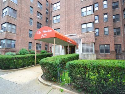 210 Martine Avenue #1H
