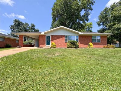 Property at 915 Circle Dr, Red Bud, IL