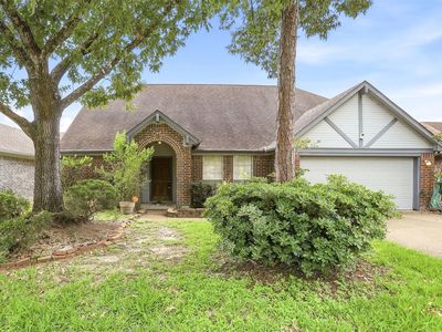 15810 Pilgrim Hall Dr
