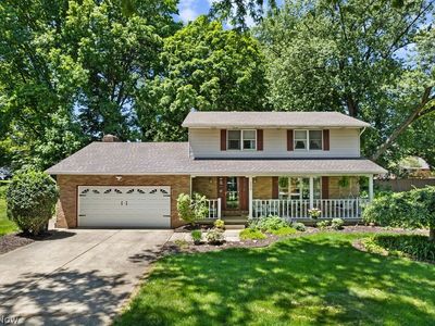 2438 Lyndon Dr