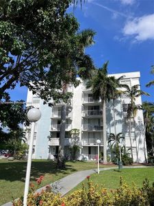 486 NW 165th Street Rd APT B405
