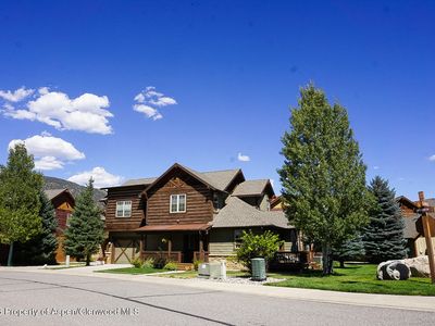 200 White Horse Dr