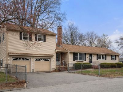 6 Broadview Rd