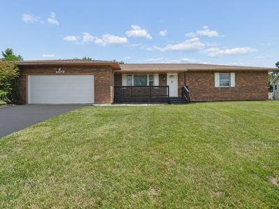 2564 Bryan Cir