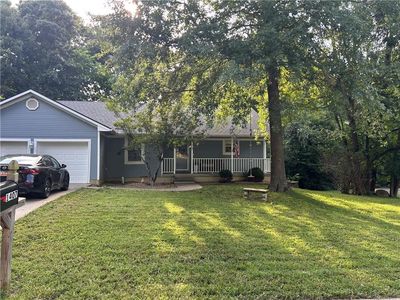 1407 Woodlawn Dr