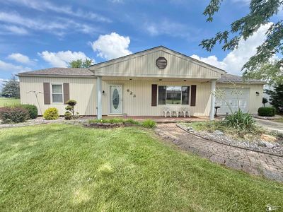 623 Leveque Cir