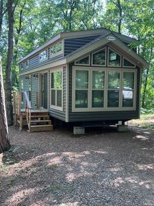 28134 Overland Trailway