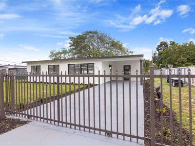 1910 NW 134th St