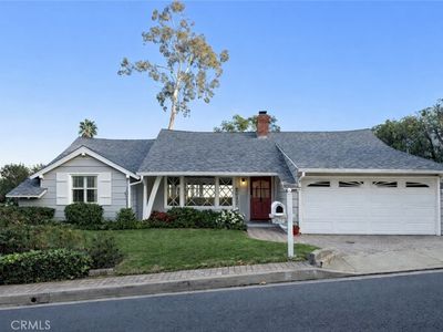 2612 Roscomare Rd