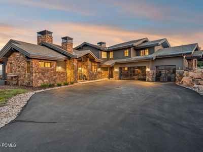 8487 N Sunrise Loop