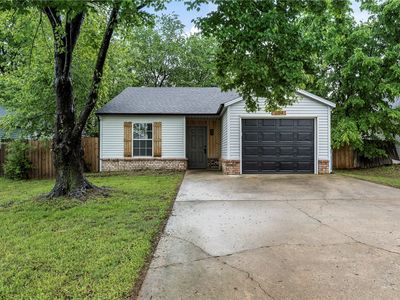309 Parkcrest Dr