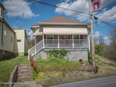 226 Rock St