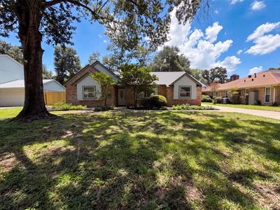 10327 Sweetwood Dr