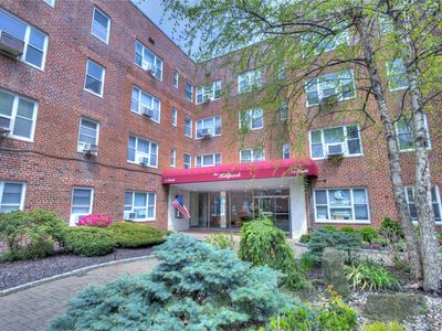 Property at 75 S Middle Neck Road #4-G, Great Neck, NY