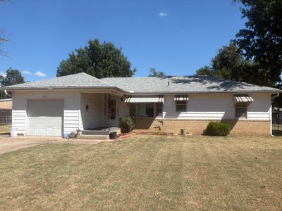 Property at 220 N Cedar Ave, Newkirk, OK