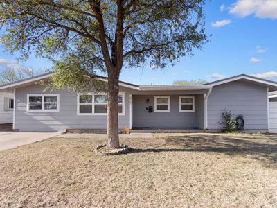 3721 Crestview Dr