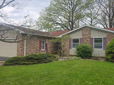 3520 Springlake Dr