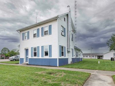 719 Main St