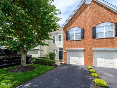 5 Charles Court