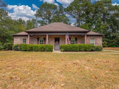 2012 Hickory Dr