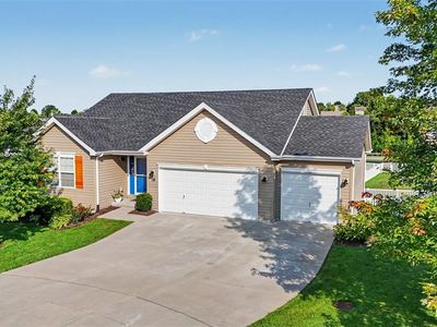 18 Sonnet Way Ct