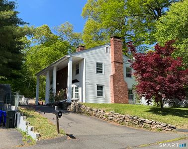 32 Arnold Drive
